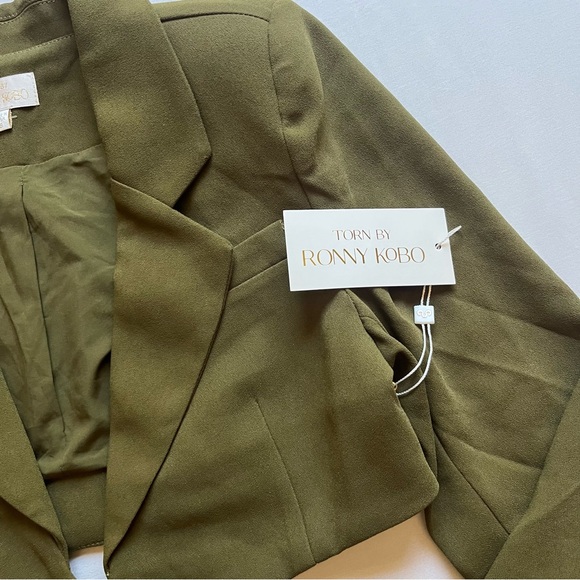 NWT TORN BY RONNY KOBO olive army green cropped cutout long sleeve blazer - Picture 3 of 6